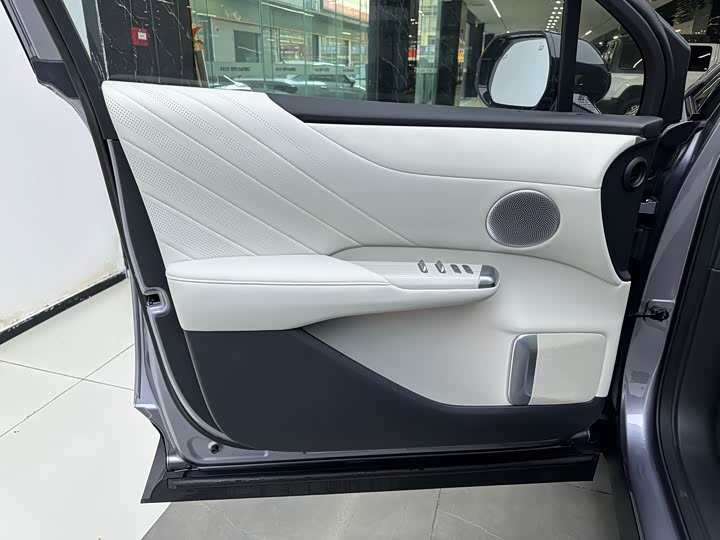 Фото 8 - Changan Qiyuan (Nevo) E07