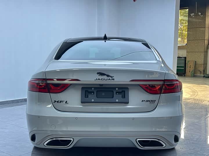 Фото 5 - Jaguar XF L