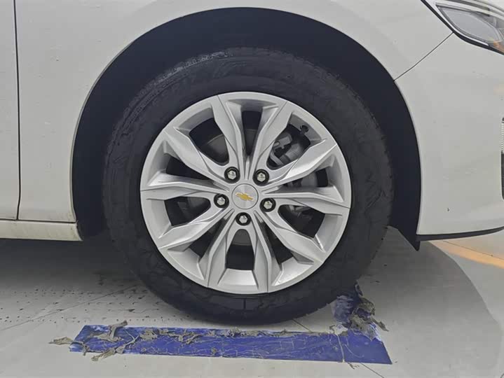 Фото 6 - Chevrolet Malibu XL