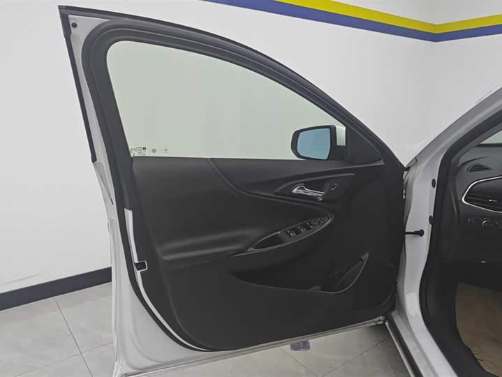 Фото 7 - Chevrolet Malibu XL