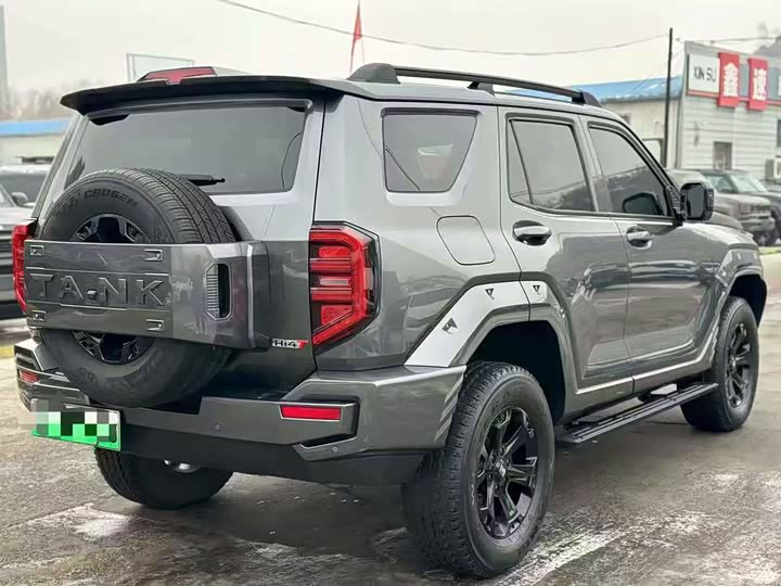 Фото 9 - Tank 400 Hybrid