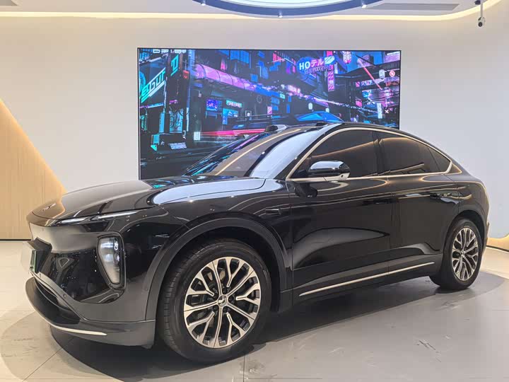 Фото 1 - Nio EC6