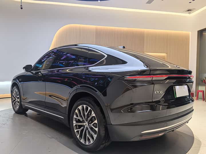 Фото 5 - Nio EC6