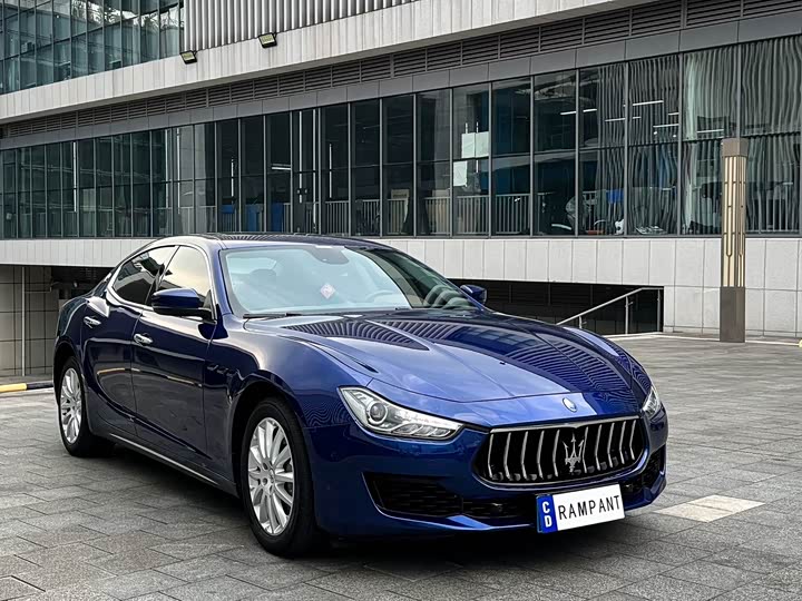 Фото 3 - Maserati Ghibli