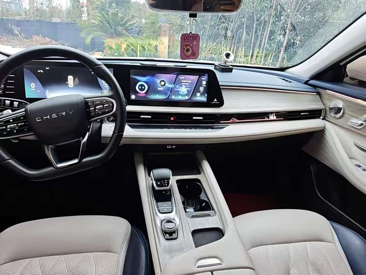 Фото 6 - Chery Arrizo 8