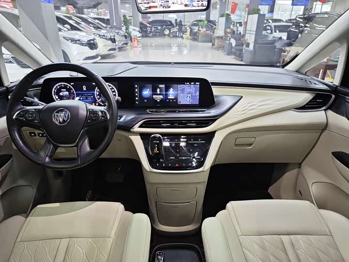 Фото 4 - Buick GL8 ES