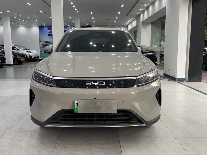 Photo 2 - BYD Sea Lion 05 DM-i Hybrid