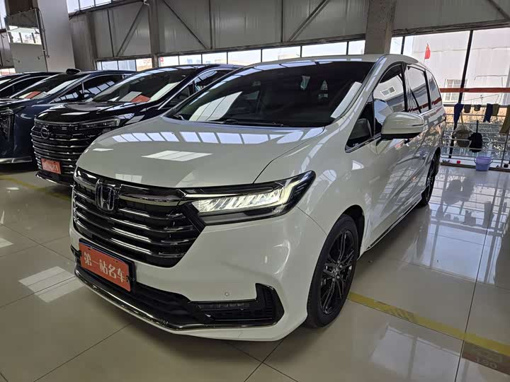 Фото 1 - Honda Odyssey