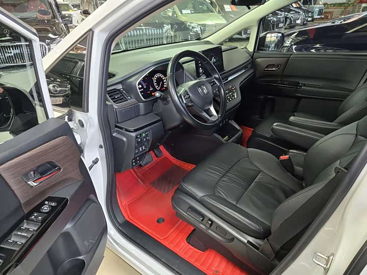 Фото 3 - Honda Odyssey