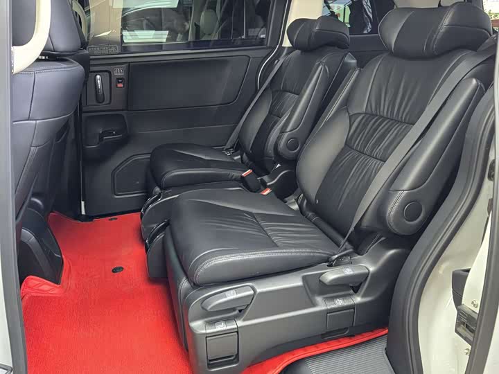 Фото 5 - Honda Odyssey