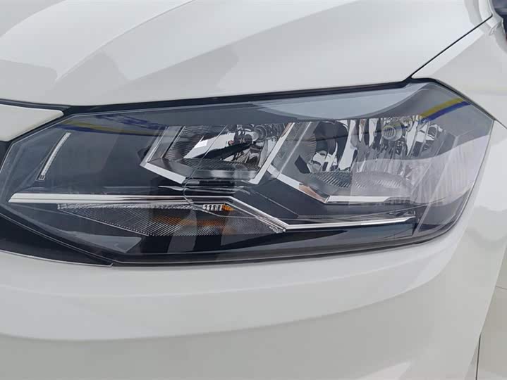 Фото 5 - Volkswagen Polo