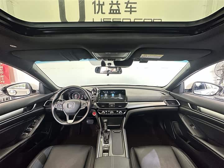 Фото 6 - Honda Inspire