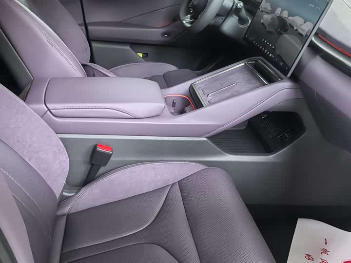 Фото 4 - XPeng P7