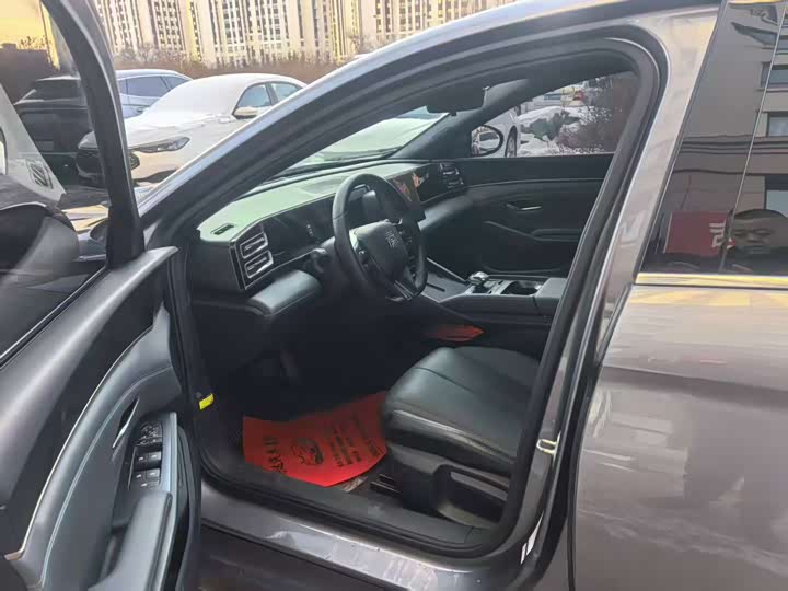 Фото 4 - BYD Qin L