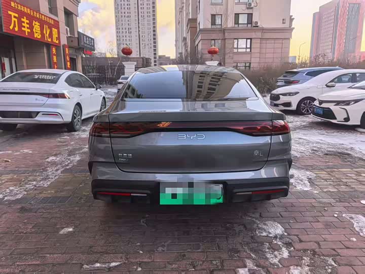 Фото 8 - BYD Qin L