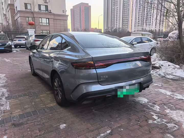 Фото 9 - BYD Qin L