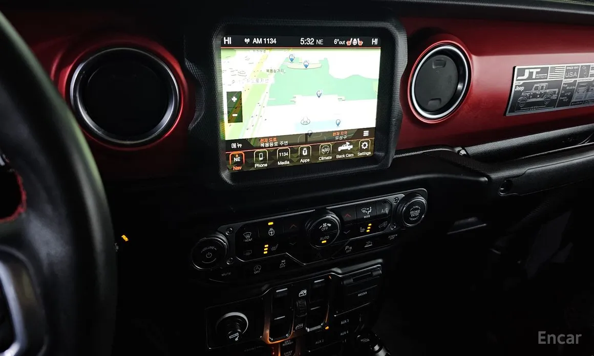 Фото 17 - Jeep Gladiator