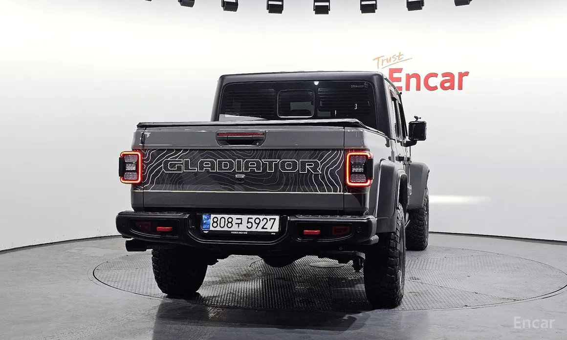 Фото 4 - Jeep Gladiator