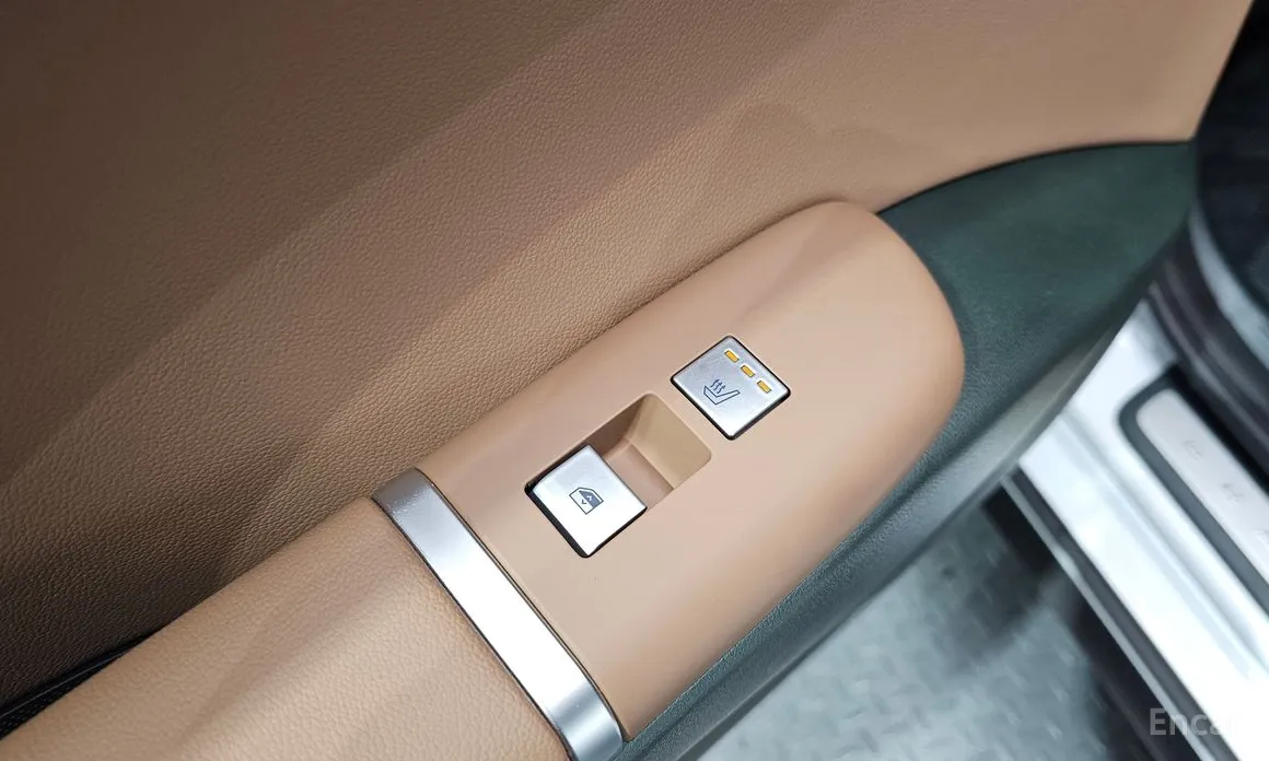 Фото 19 - Hyundai Grandeur