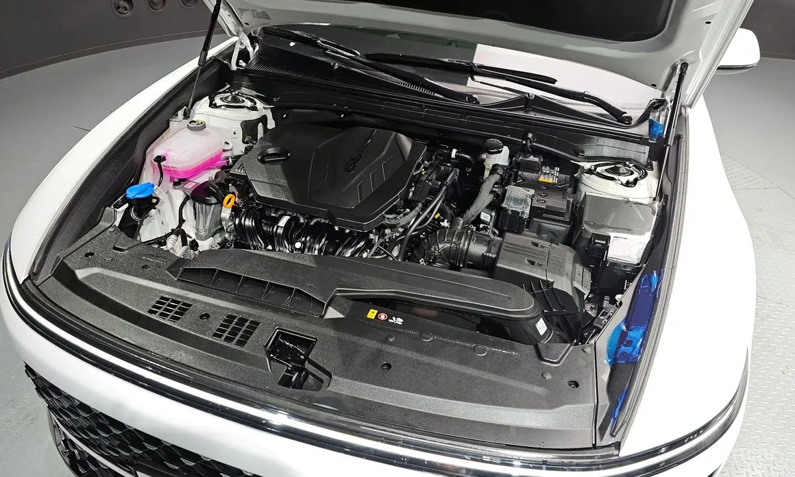 Фото 6 - Hyundai Grandeur