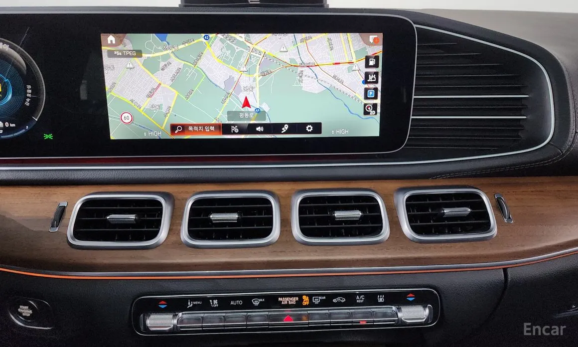 Фото 14 - Mercedes-Benz GLE-Class