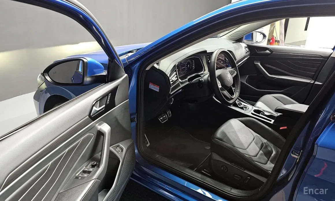 Фото 10 - Volkswagen Jetta