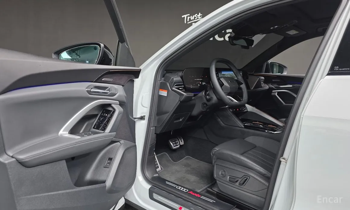 Фото 13 - Audi Q5