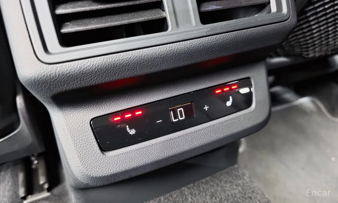 Фото 18 - Audi Q5