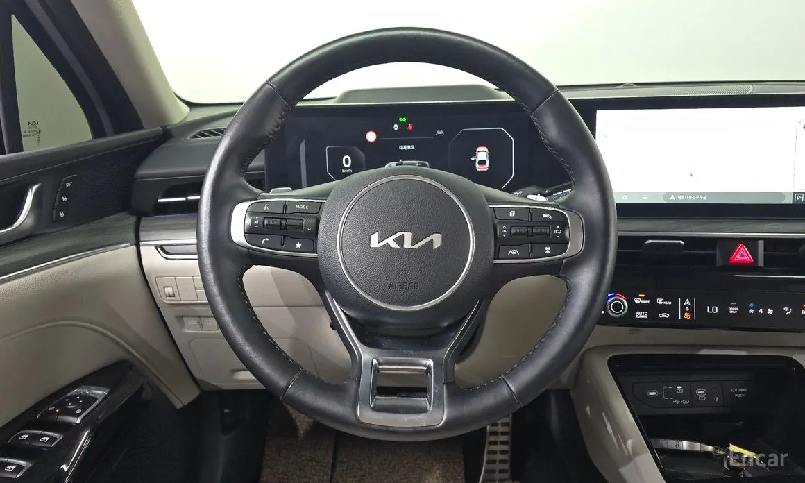 Photo 13 - Kia K5