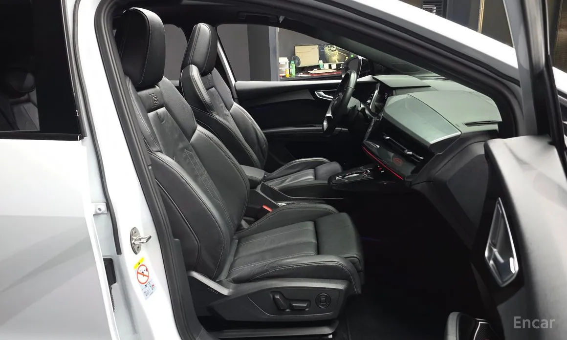 Фото 11 - Audi Q4 e-tron