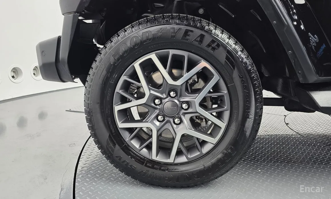 Фото 5 - Jeep Wrangler