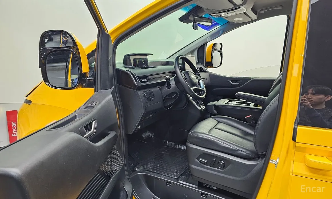 Фото 10 - Hyundai Staria