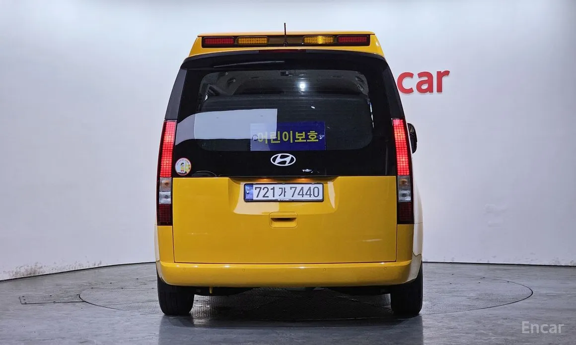 Фото 4 - Hyundai Staria