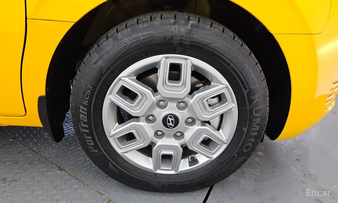 Фото 5 - Hyundai Staria