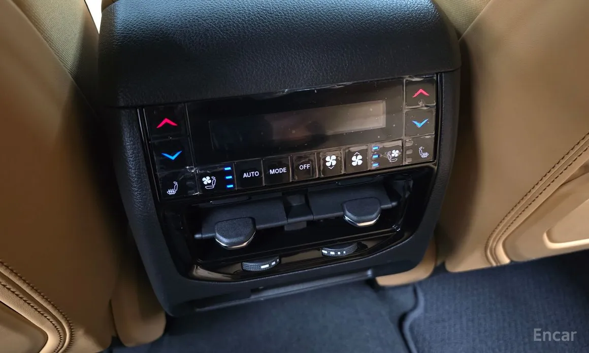 Фото 19 - Jeep Cherokee