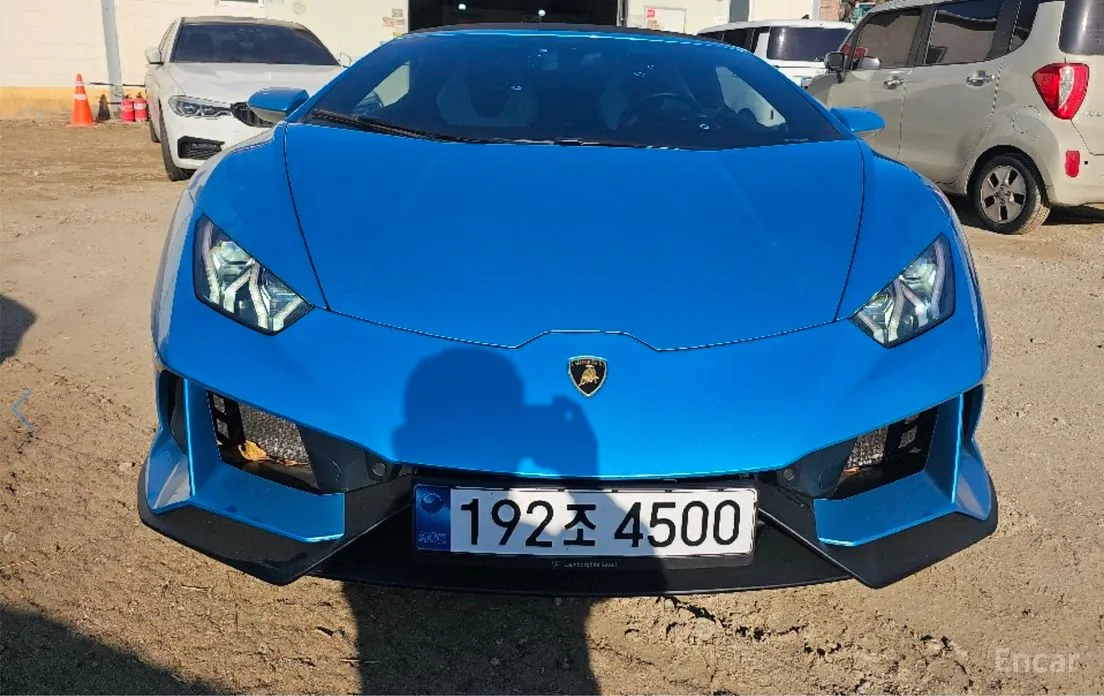 Фото 1 - Lamborghini Huracan