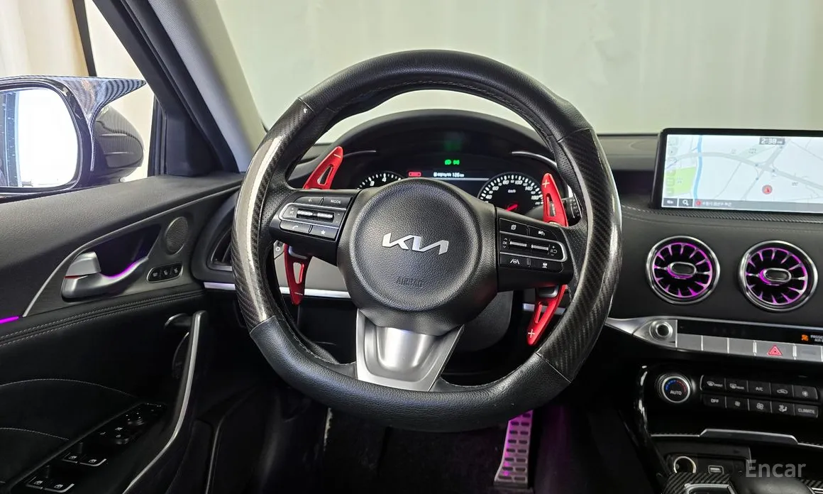 Фото 13 - Kia Stinger