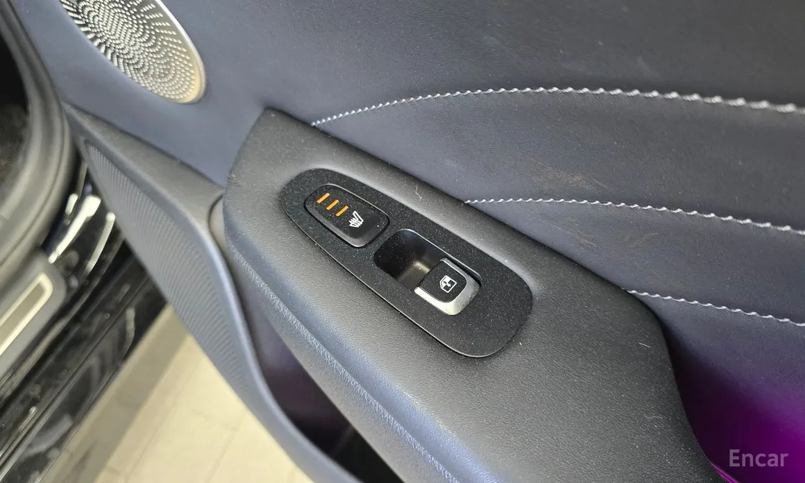 Фото 19 - Kia Stinger