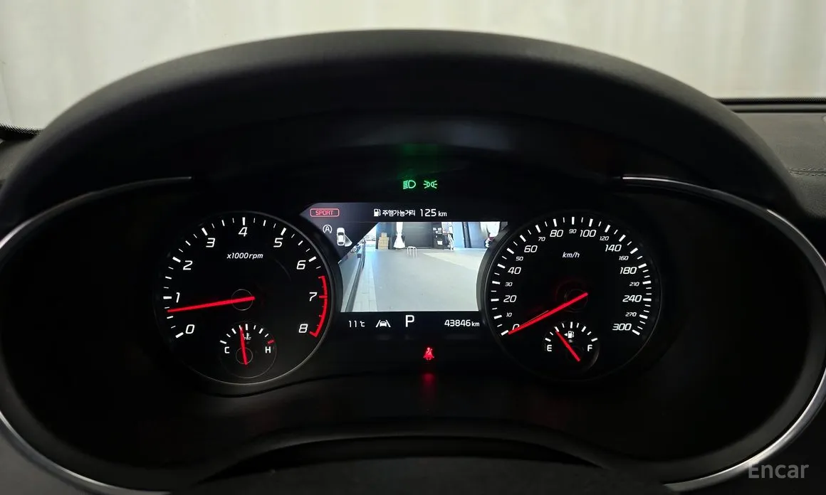 Фото 8 - Kia Stinger