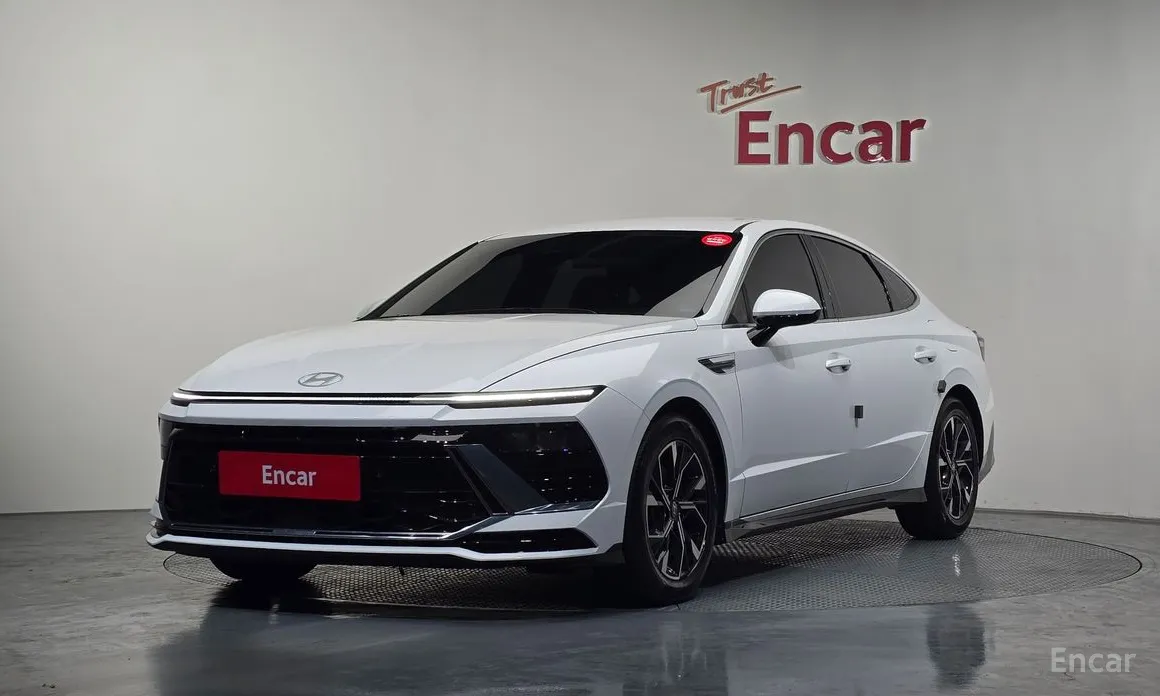 Photo 1 - Hyundai Sonata