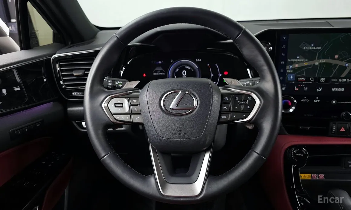 Фото 13 - Lexus NX