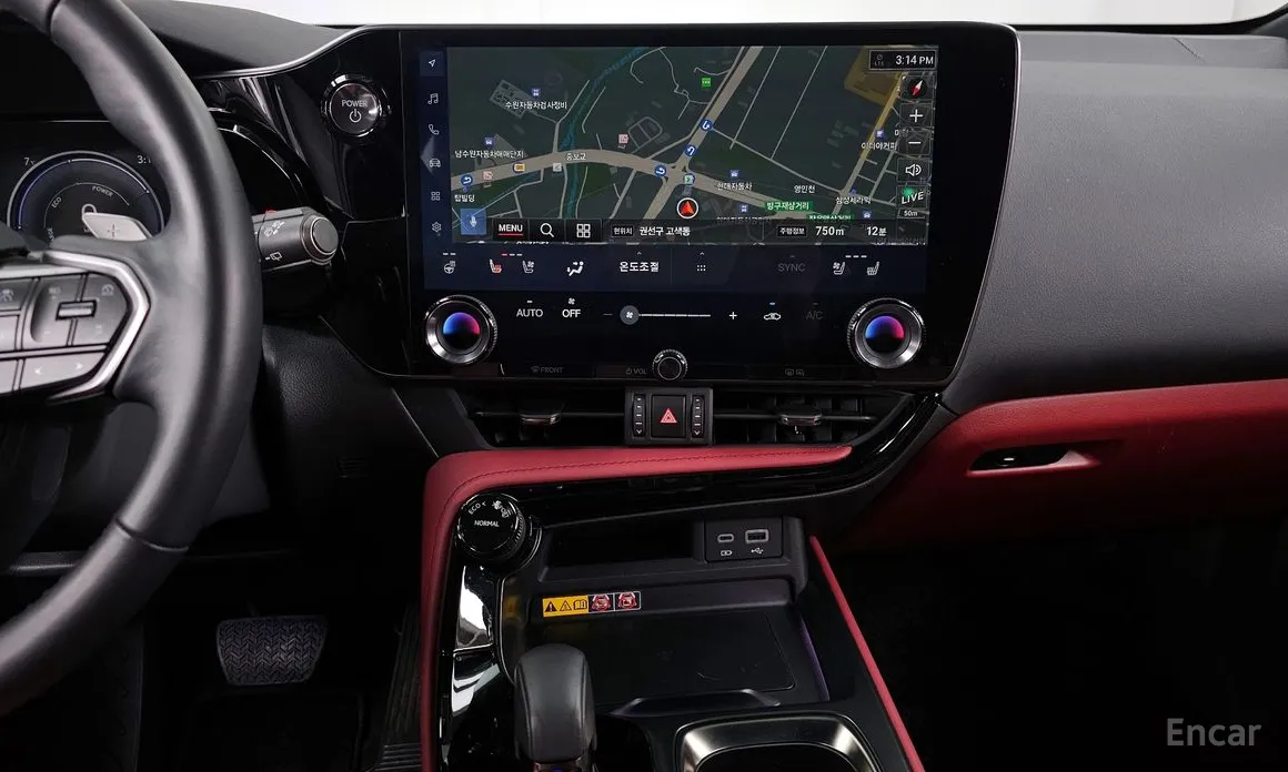 Фото 14 - Lexus NX