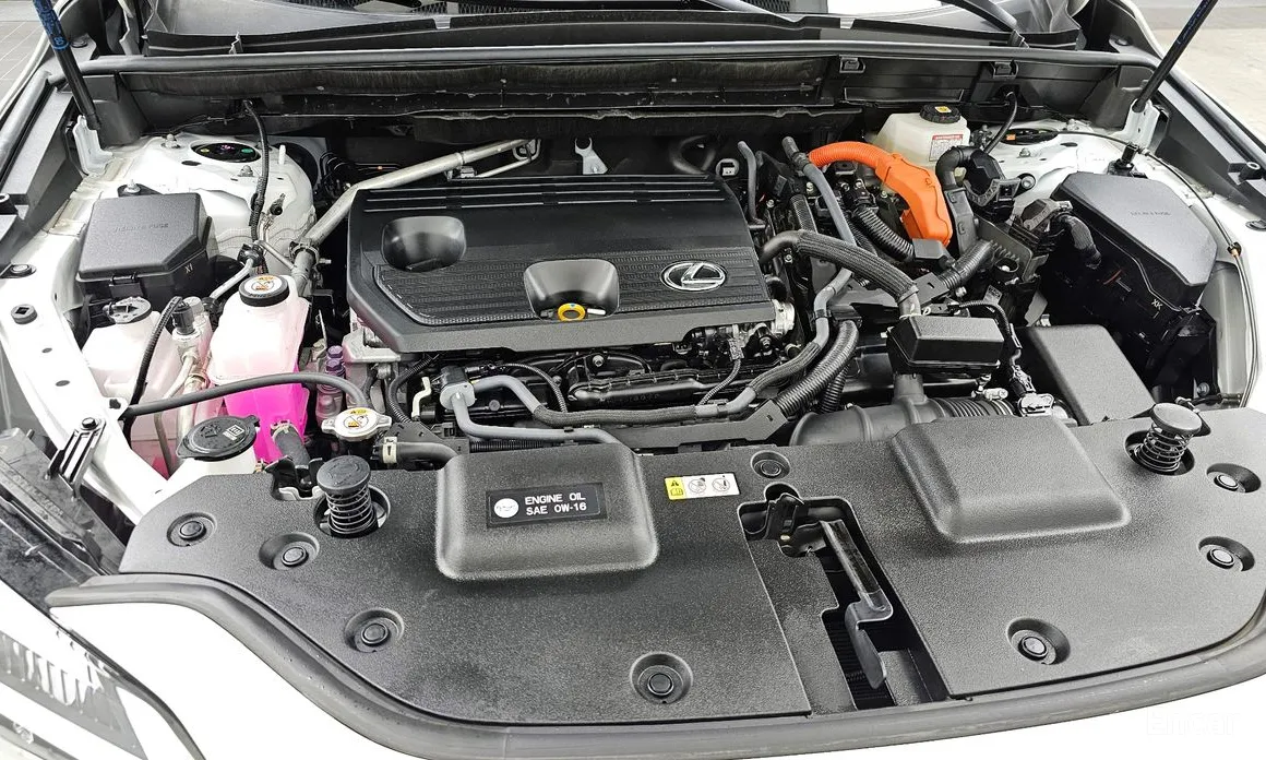 Фото 6 - Lexus NX