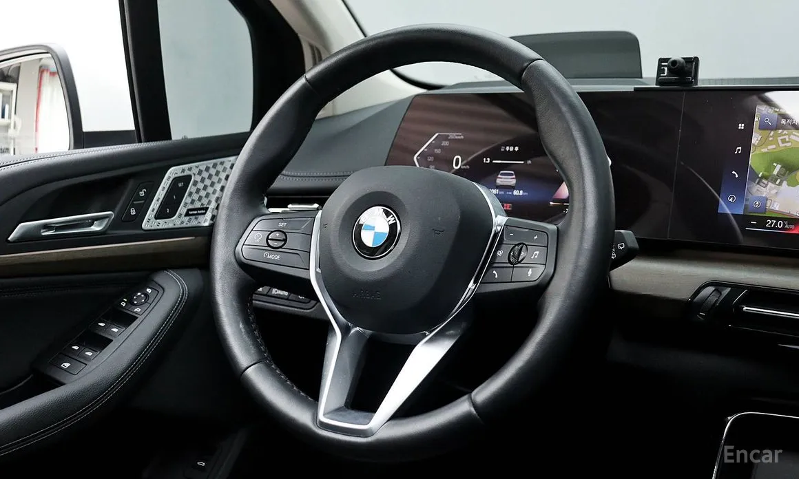 Фото 11 - BMW 2 Series