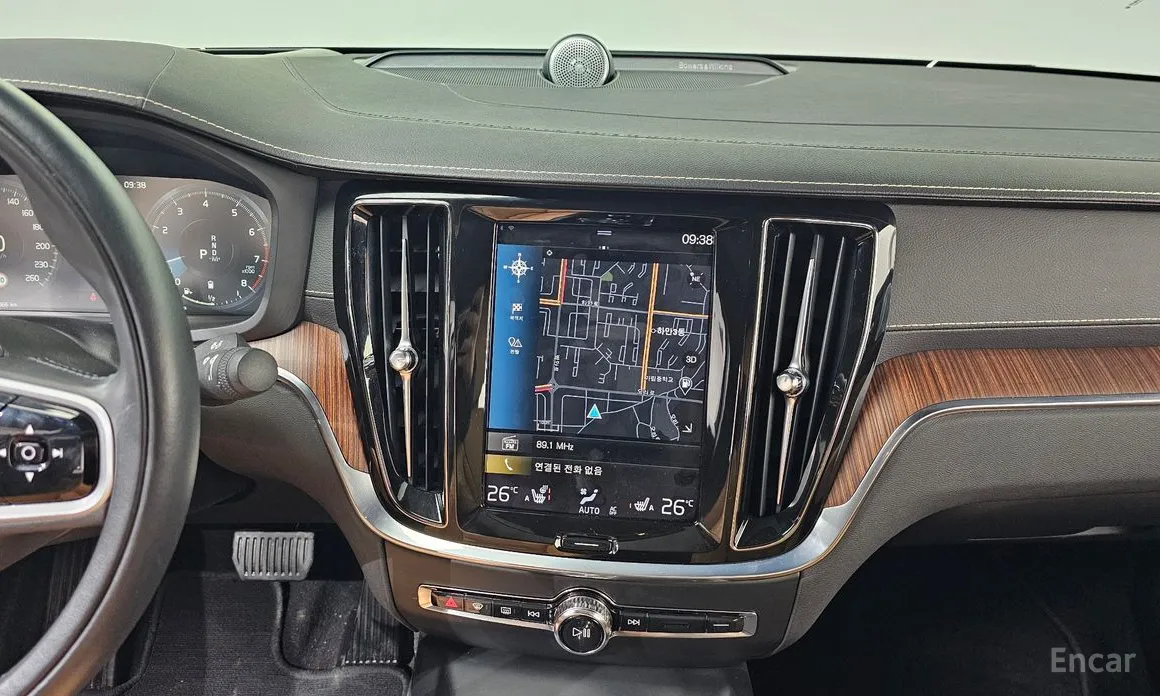 Фото 15 - Volvo S60