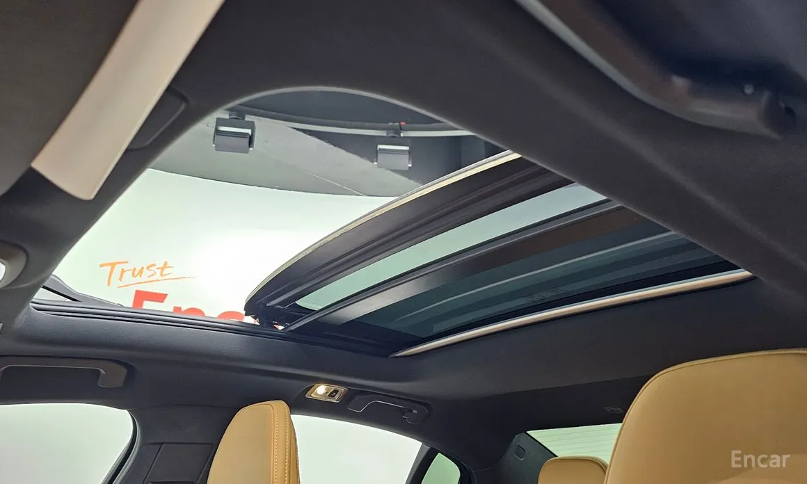 Фото 16 - Volvo S60