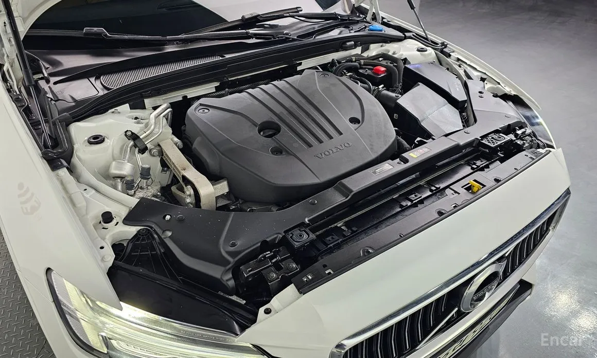 Фото 6 - Volvo S60