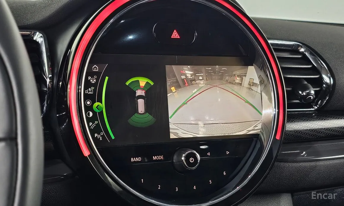 Фото 18 - Mini Clubman