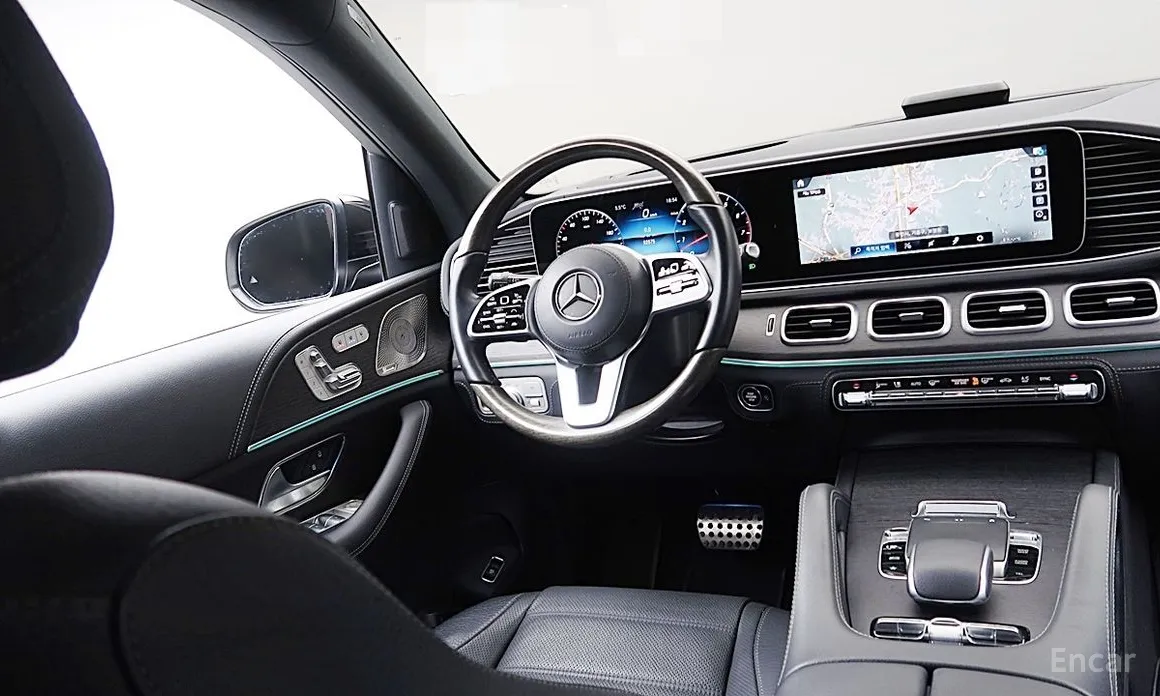 Photo 19 - Mercedes-Benz GLS-Class