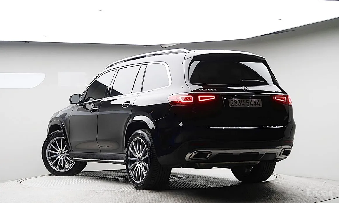 Photo 2 - Mercedes-Benz GLS-Class